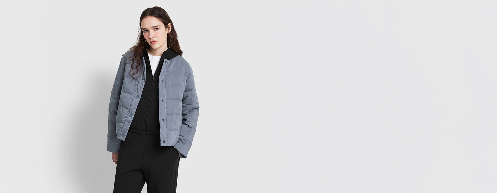 봄을 기다리며 경량패딩부터 양말까지