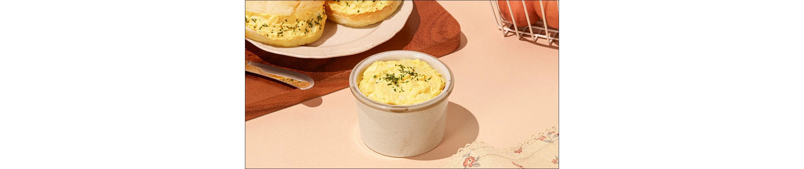 피코크 샌드위치용 샐러드 계란